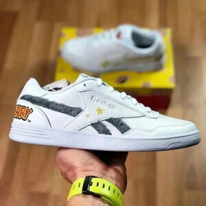 💰HUGE CLEARANCE SALE 💰 Reebok Tom & Jerry Furry Fluffy Womens  Shoes